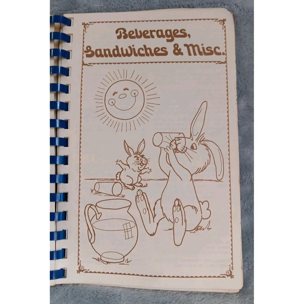 Heavenly Dishes‎ Cookbook Chirch Of God Chanute Kansas 1984 Angel Cooking
